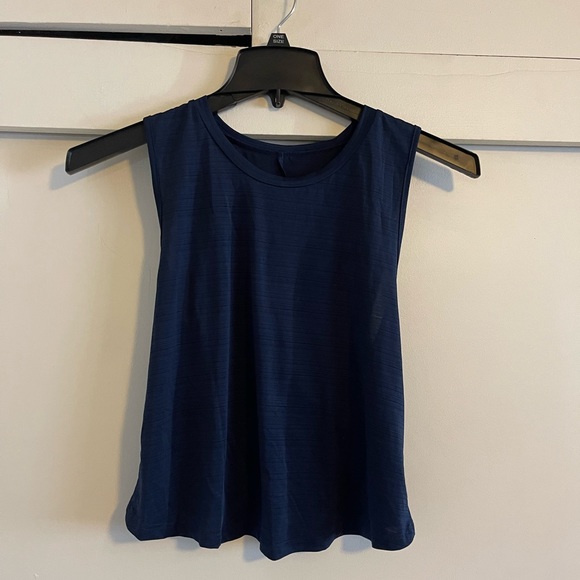 SHEIN Tops - Navy Blue Open Back Workout Top Size S